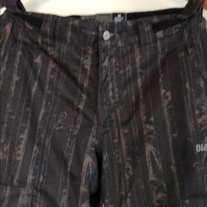 Men’s snowboard pants